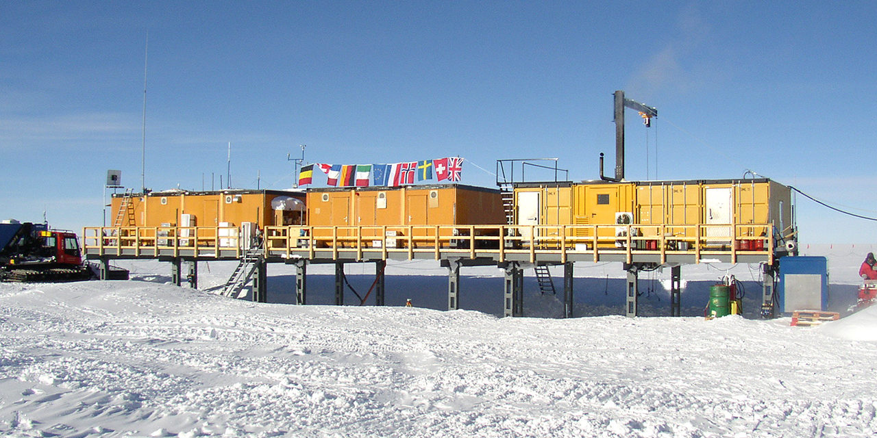 Polvere di stelle nella neve dell’Antartide